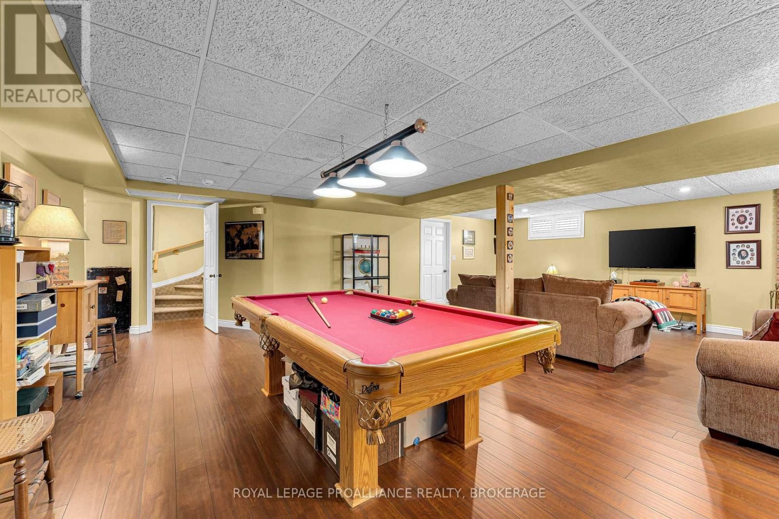 545 SHILOH AVENUE Image 26