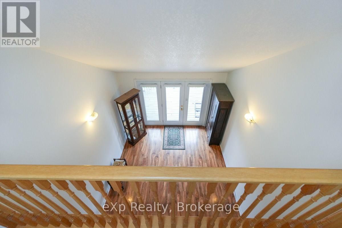 3 - 123 CHURCH STREET NORTH Image 24