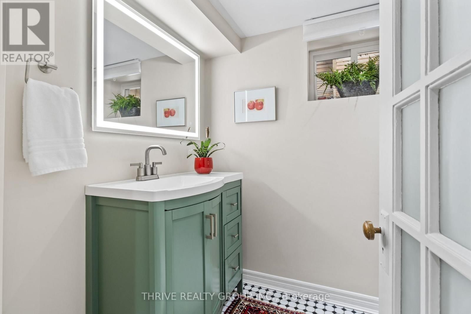 114 WORTLEY ROAD Image 35