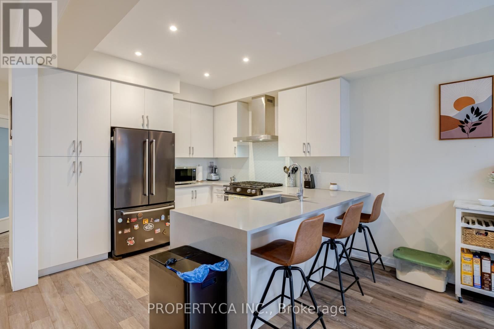 176 WHITHORN CRESCENT Image 10