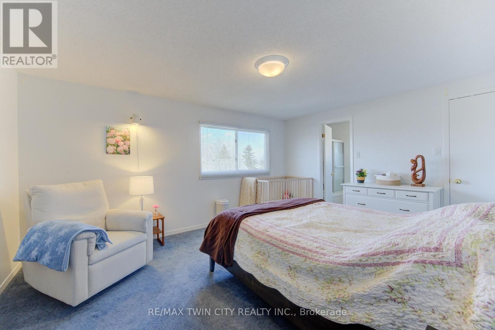 498 THORNDALE DRIVE Image 22