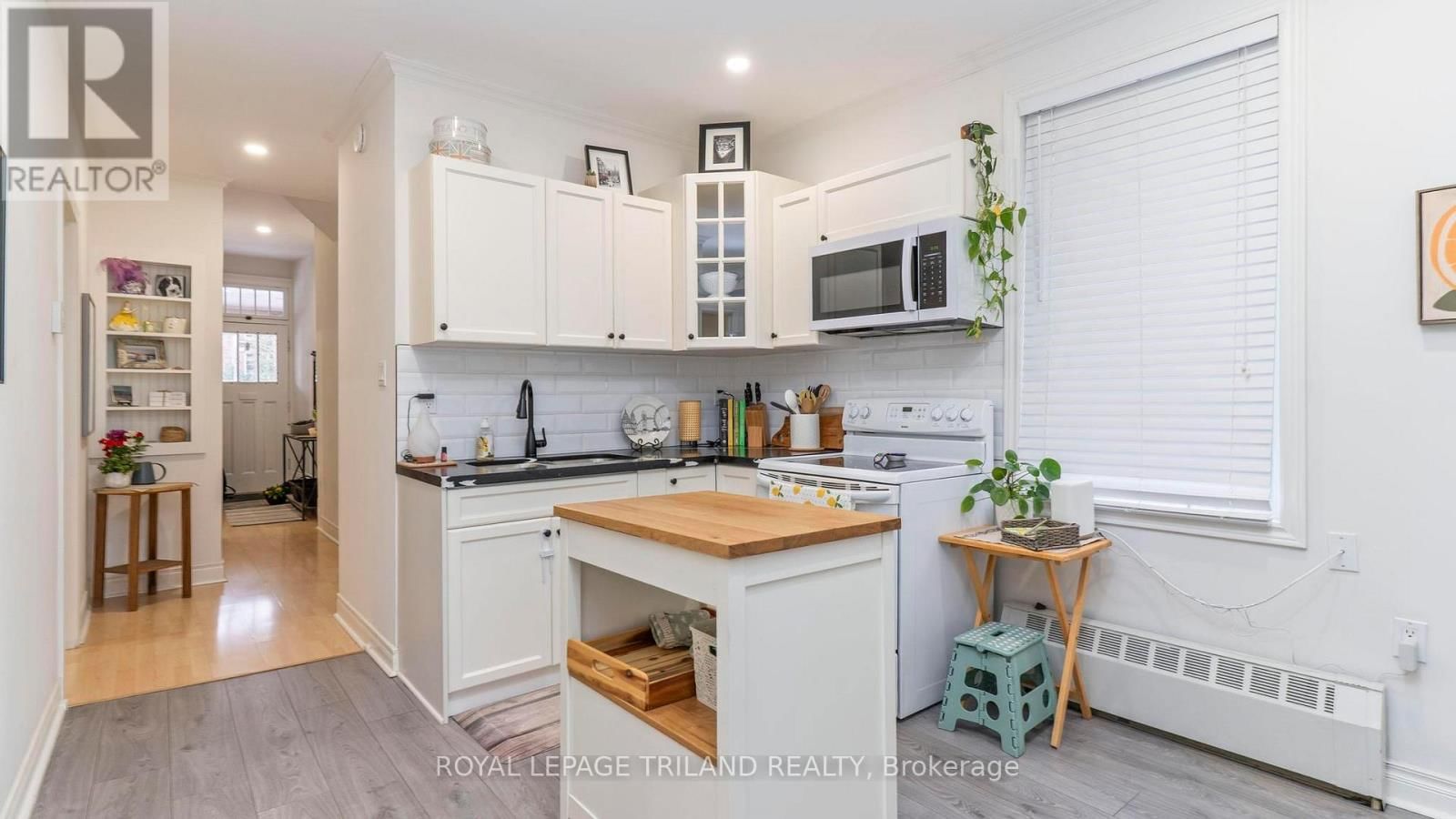 114 ELMWOOD AVENUE EAST Image 11