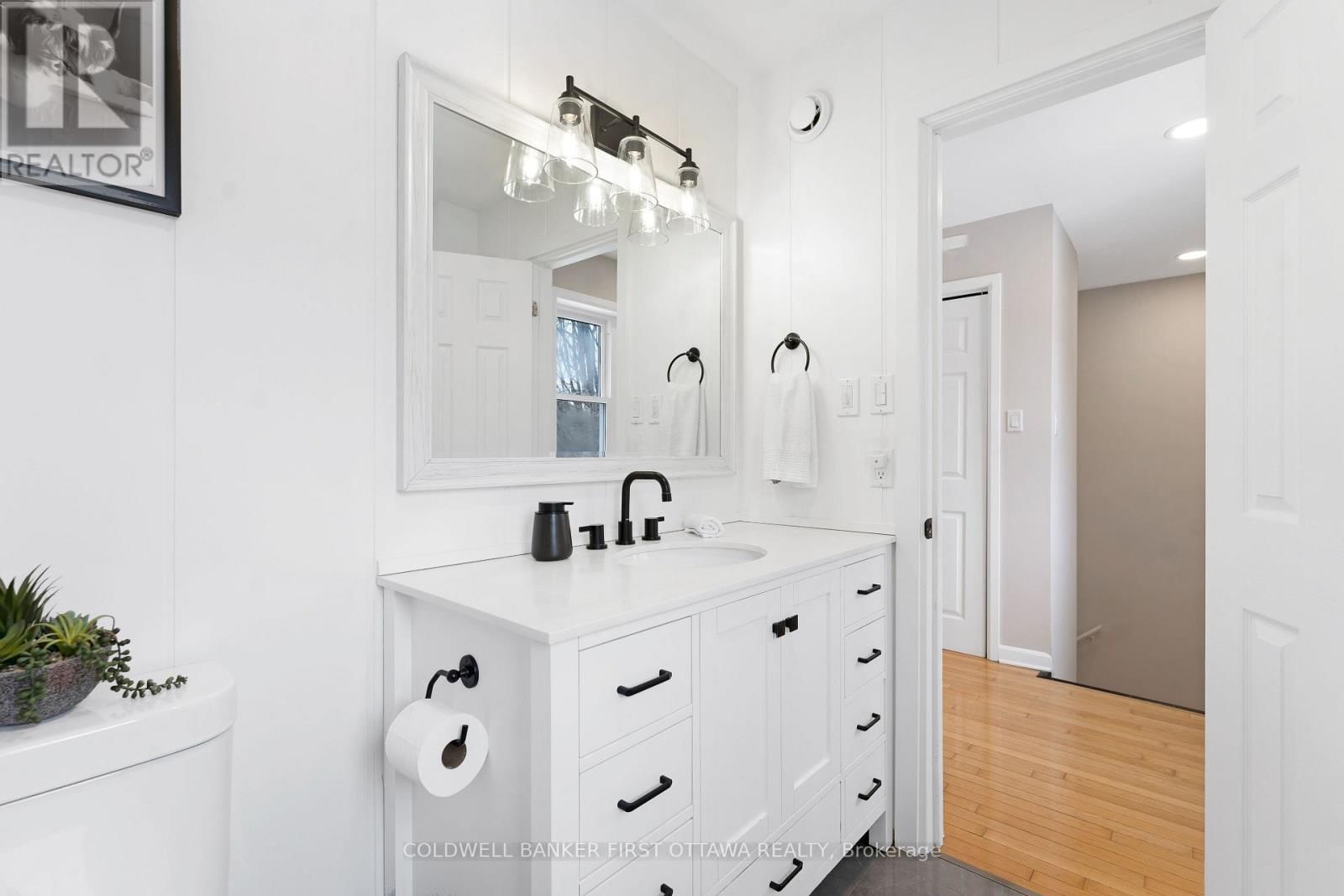 2511 CONCESSION 10C Image 22