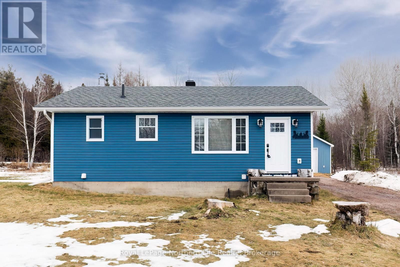 300 YONGE STREET Image 2