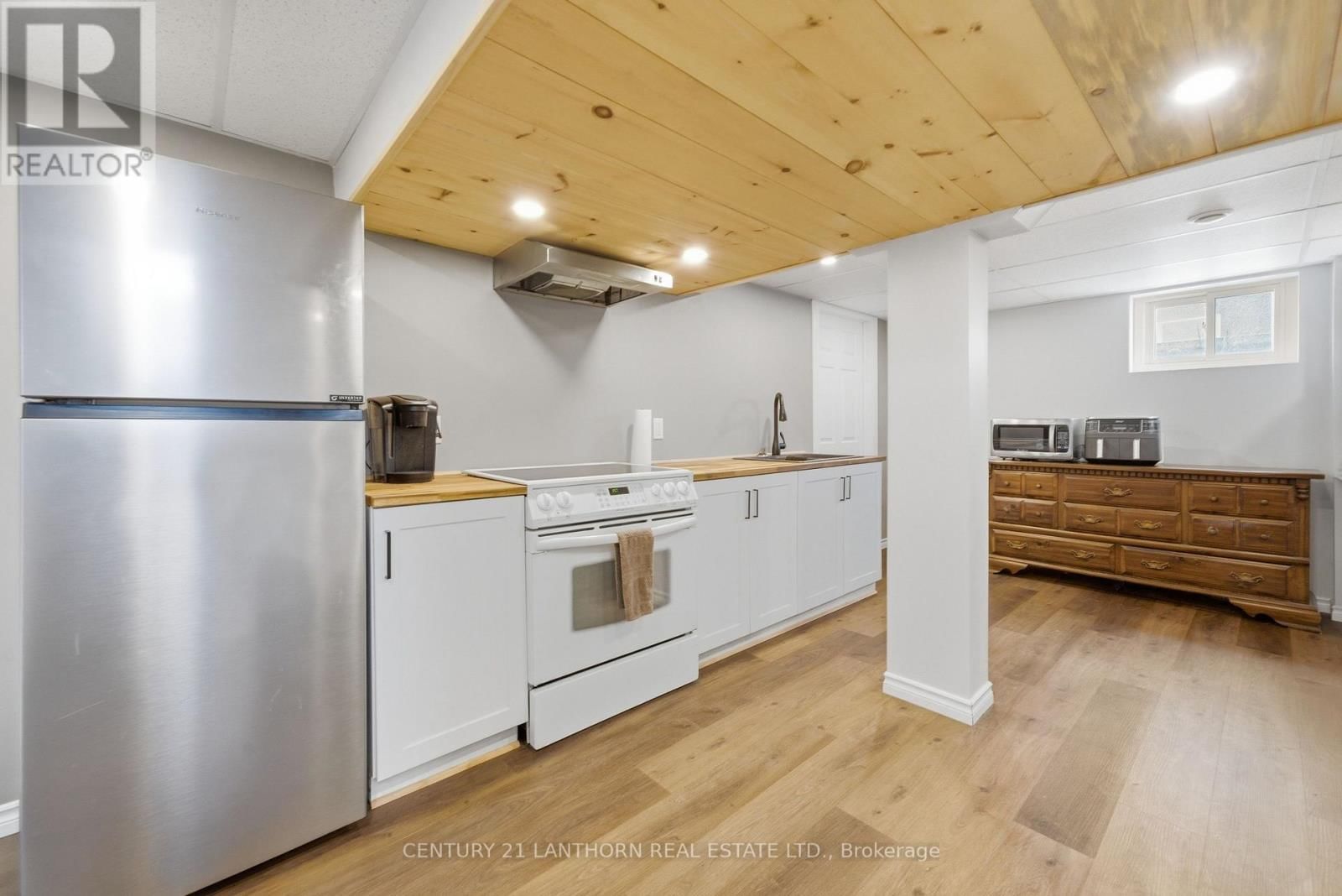 2 DUNCAN STREET Image 23