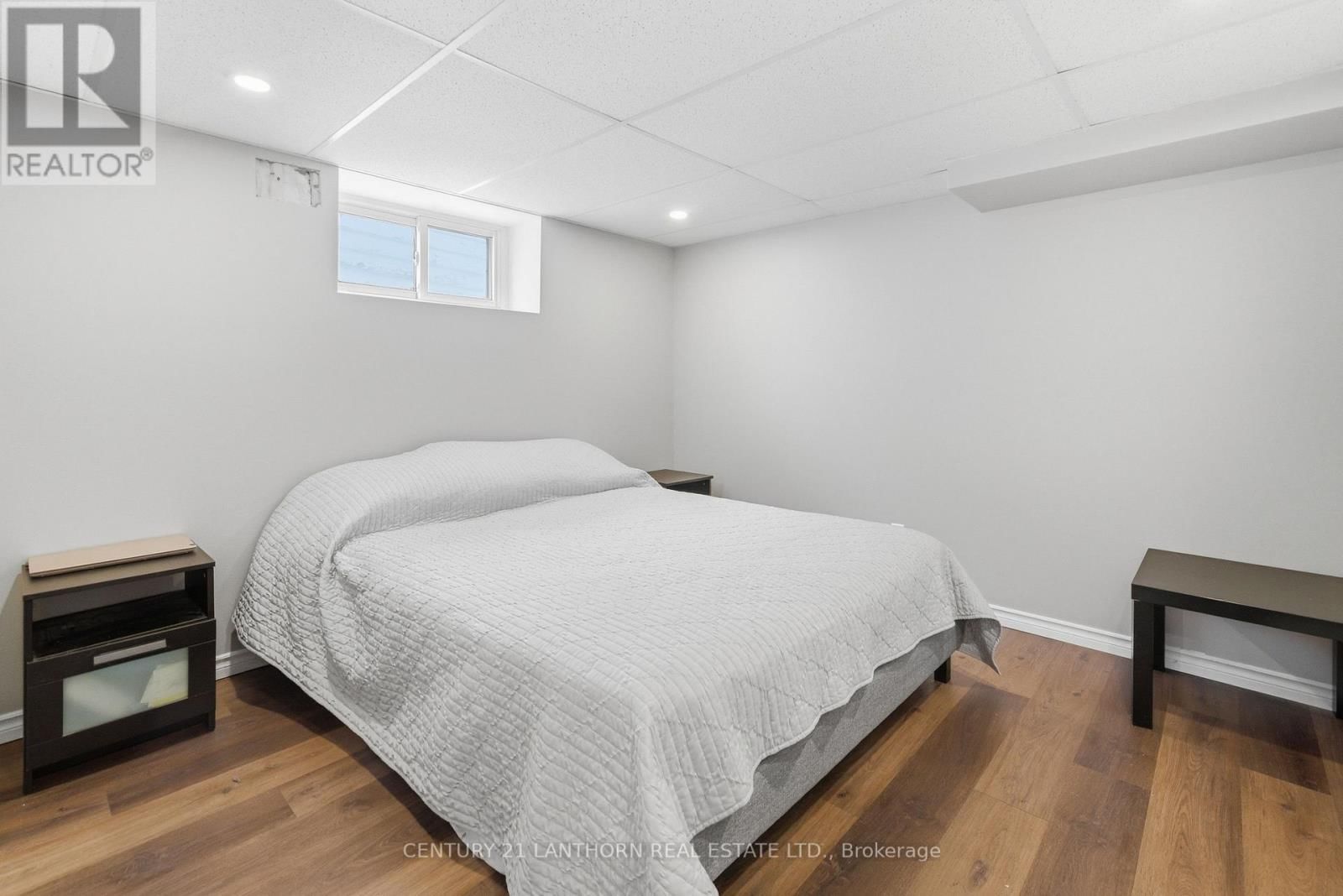 2 DUNCAN STREET Image 26