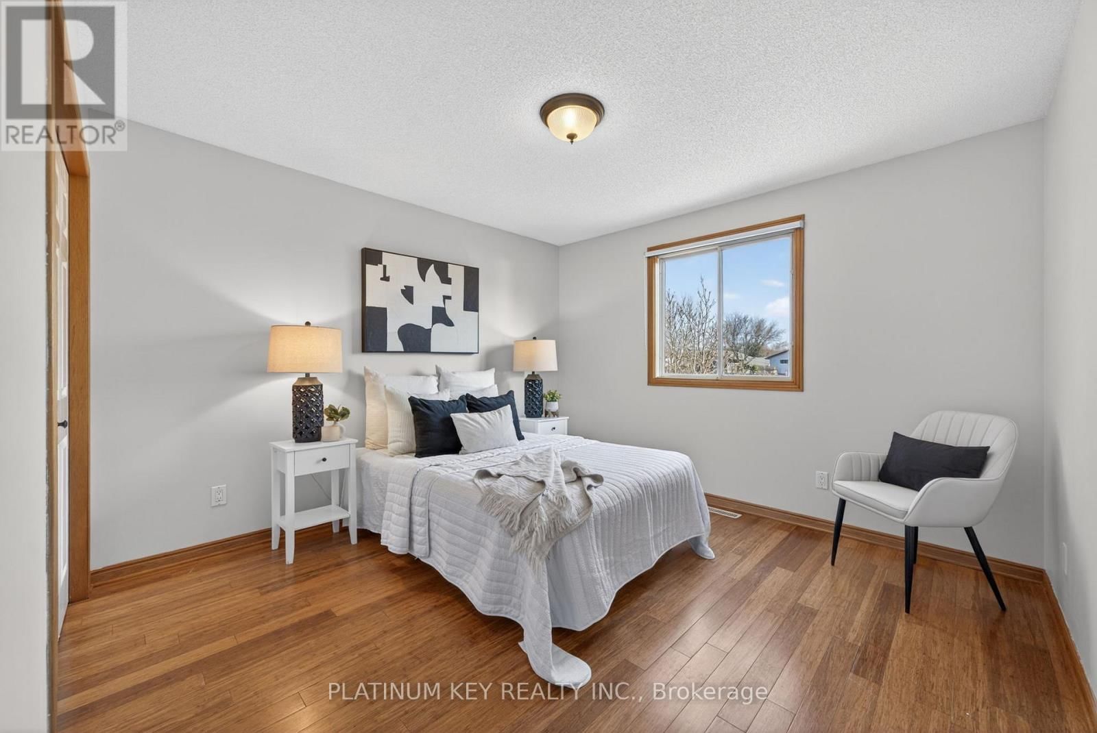 229 SOUTHFIELD DRIVE Image 14