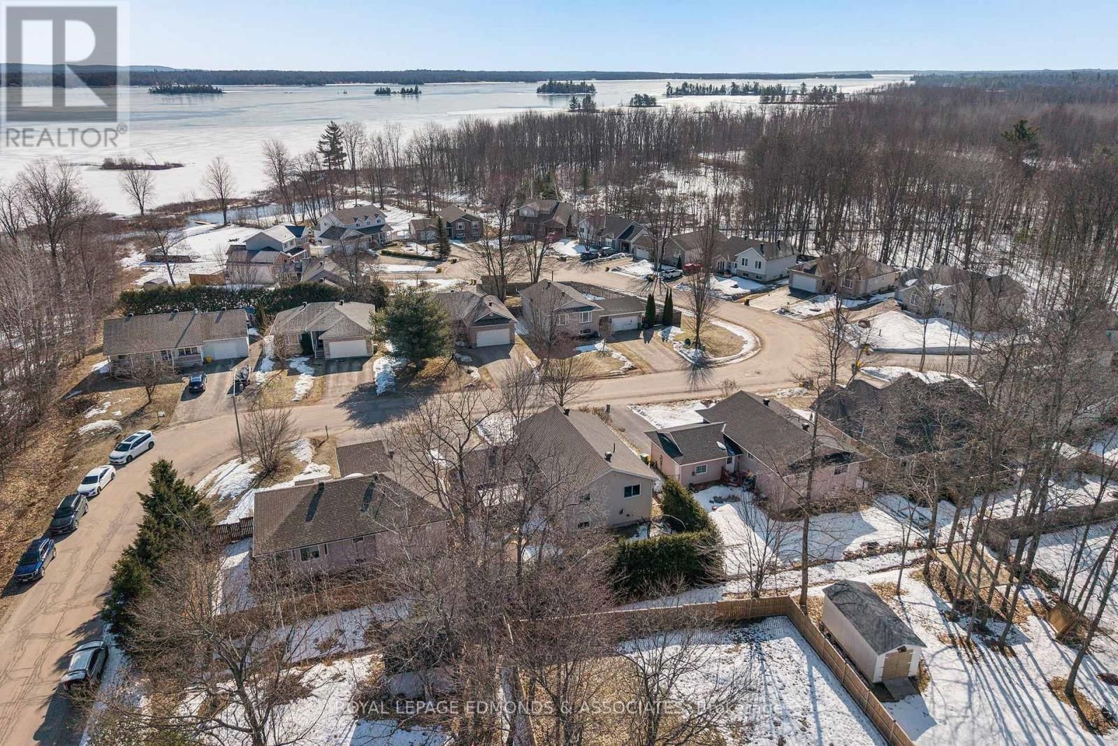 34 BAYSHORE DRIVE Image 47