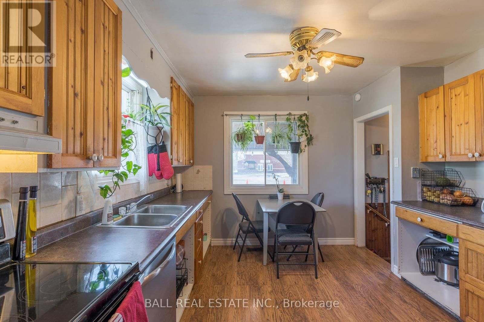 24 NICHOLLS STREET Image 14