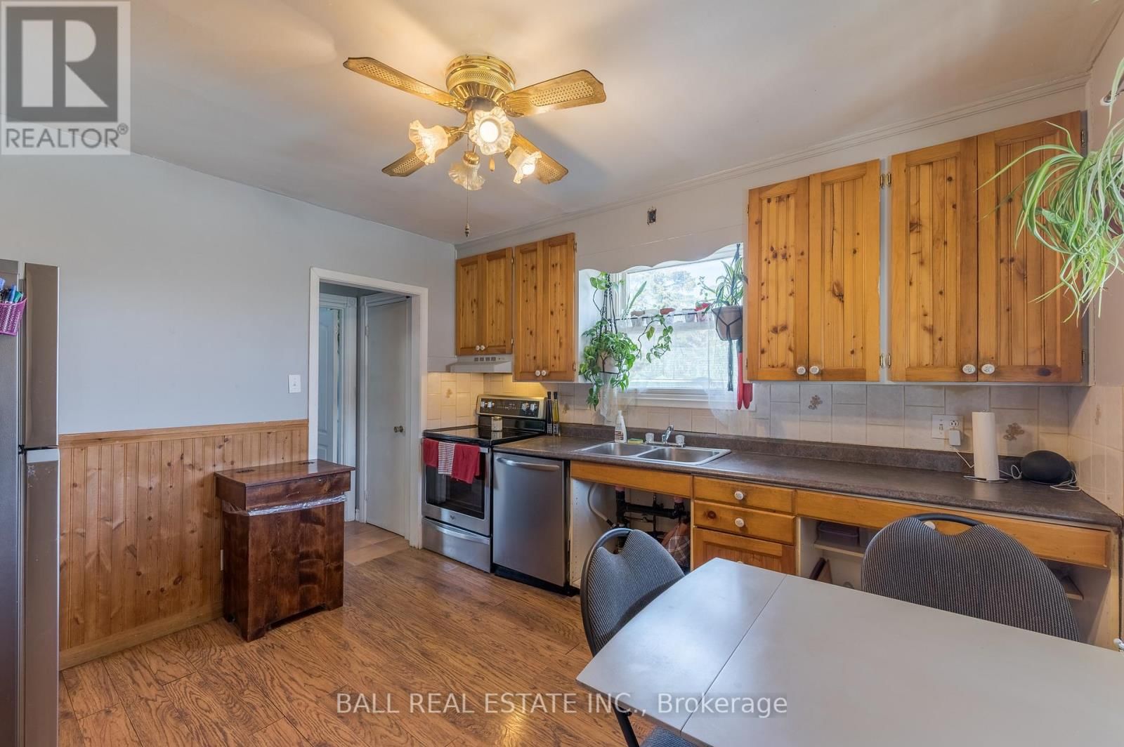 24 NICHOLLS STREET Image 17