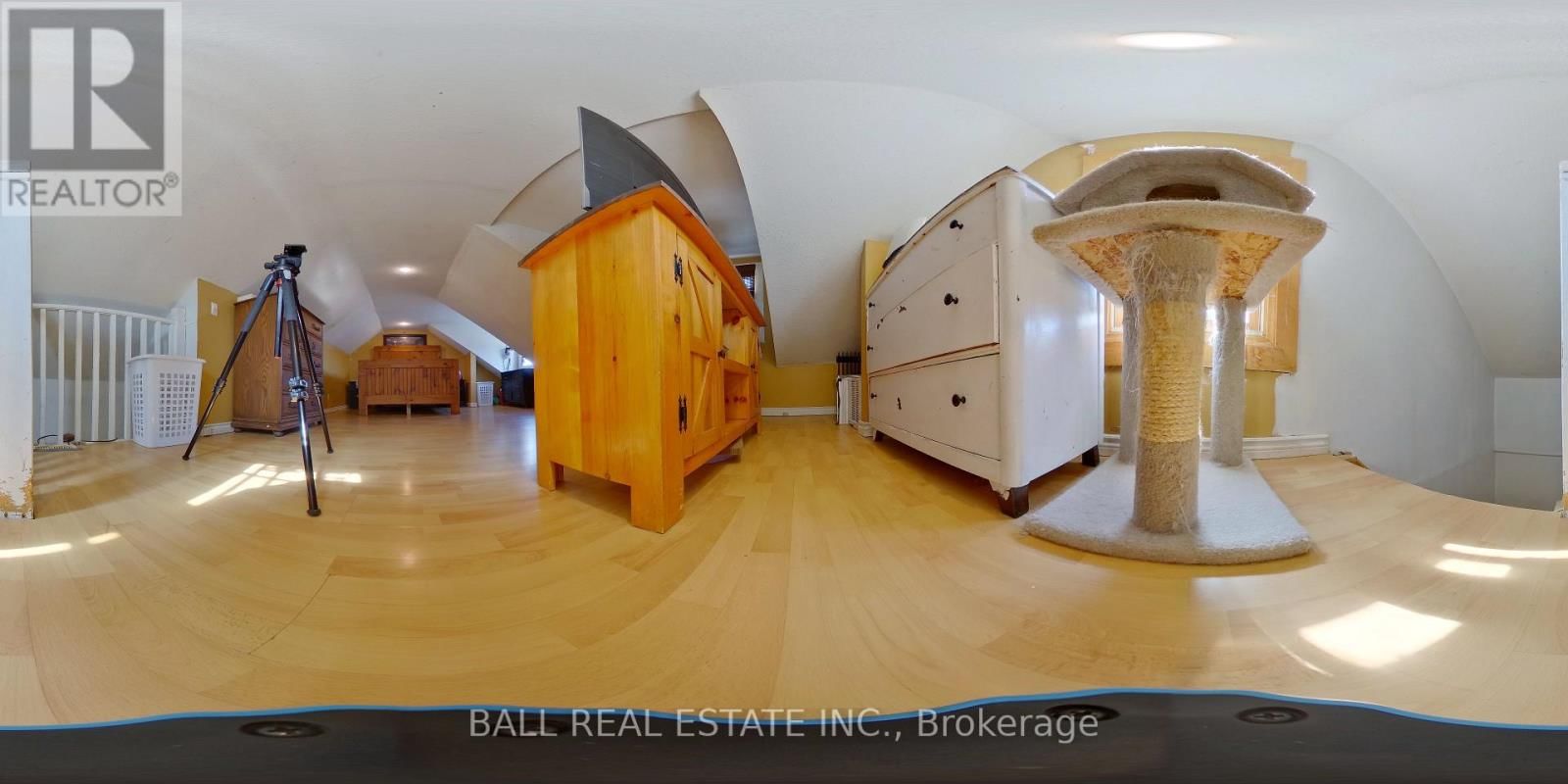 24 NICHOLLS STREET Image 31