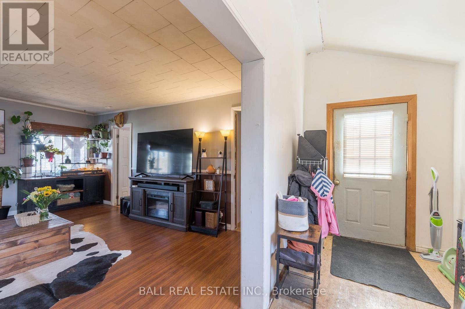 24 NICHOLLS STREET Image 8