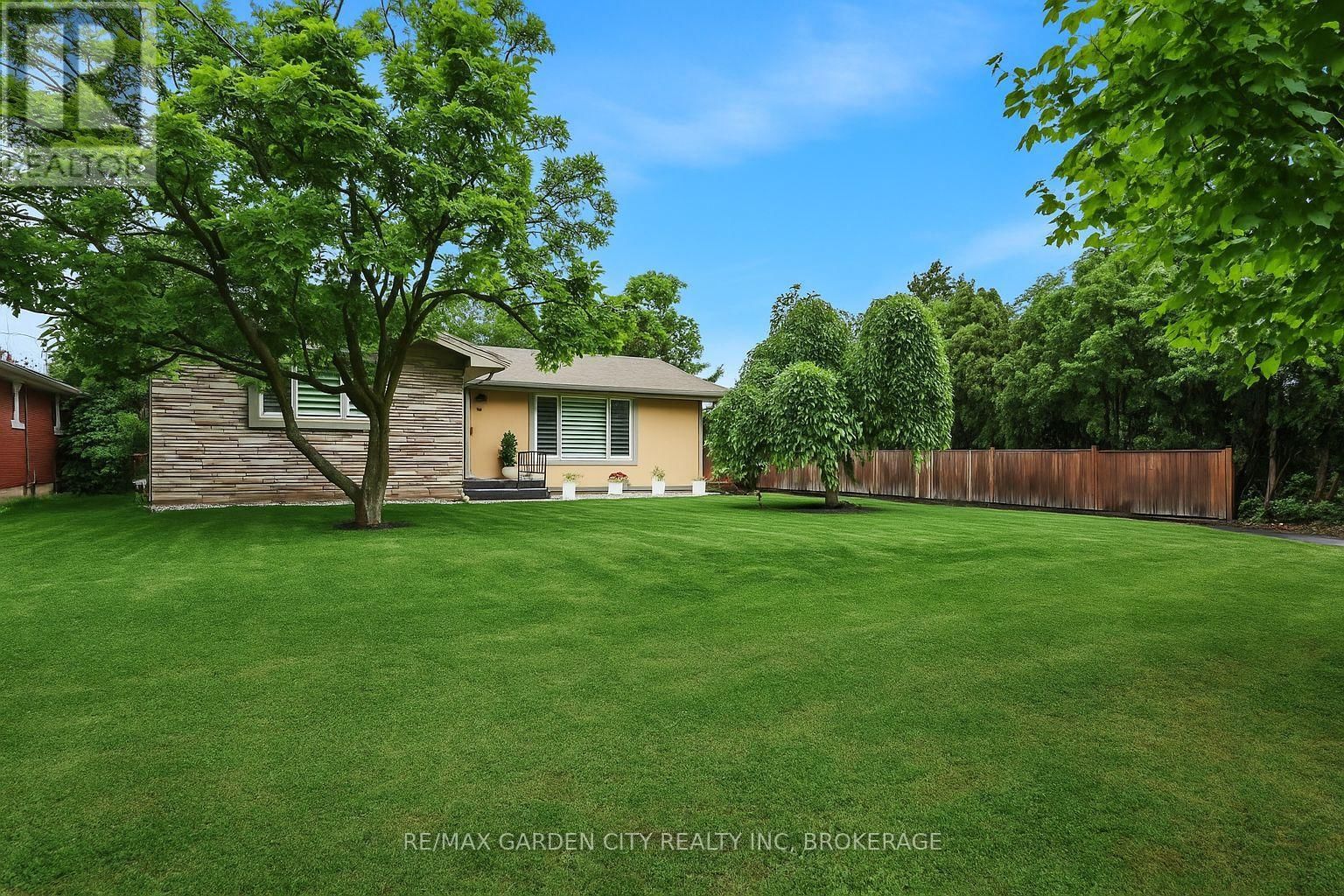 18 WAKIL DRIVE Image 1