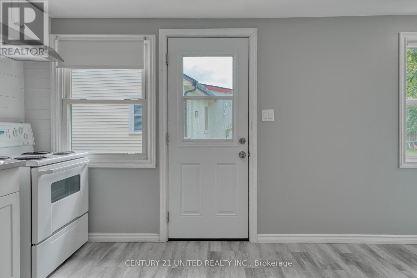 2 - 17 KIRK STREET Image 10