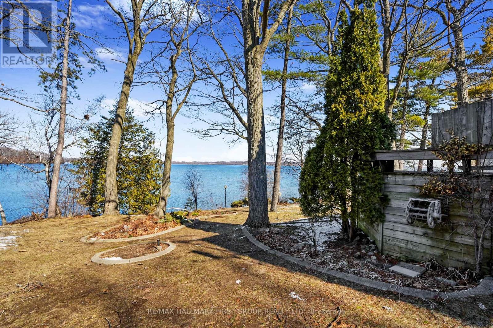 6 - 5374 CLOSE POINT ROAD Image 37