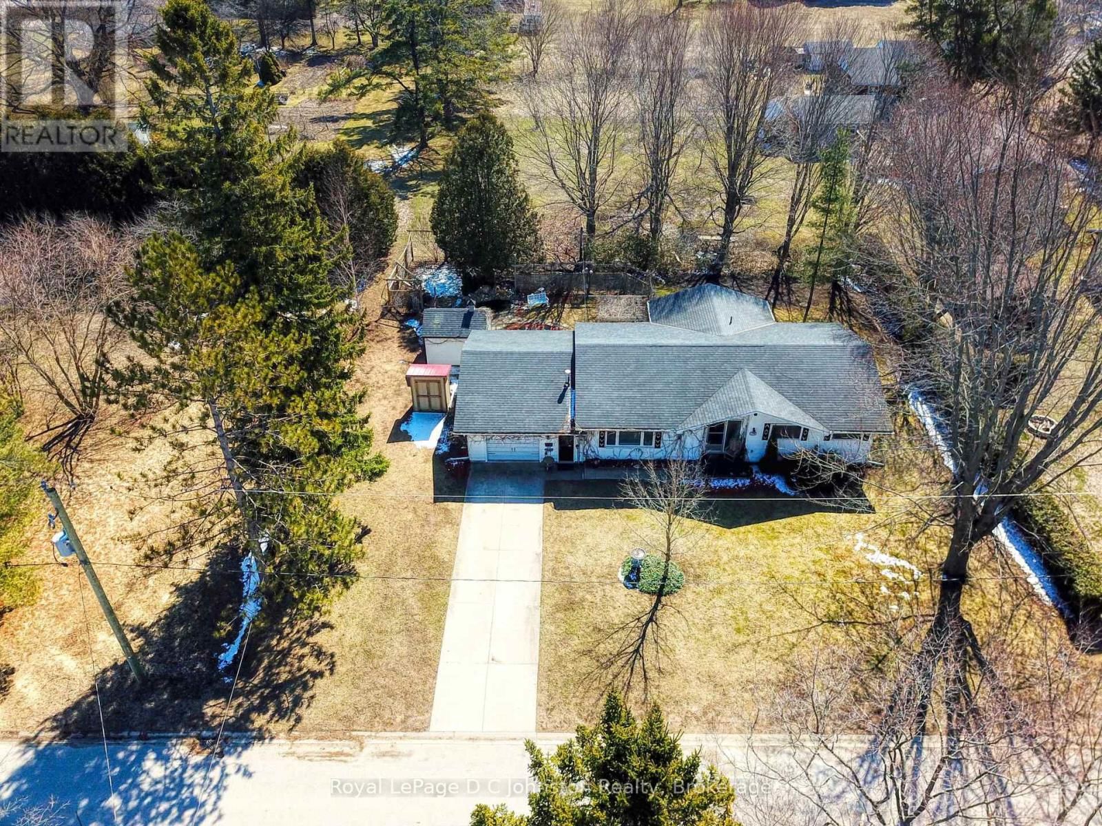 121 EDWARD STREET Image 3