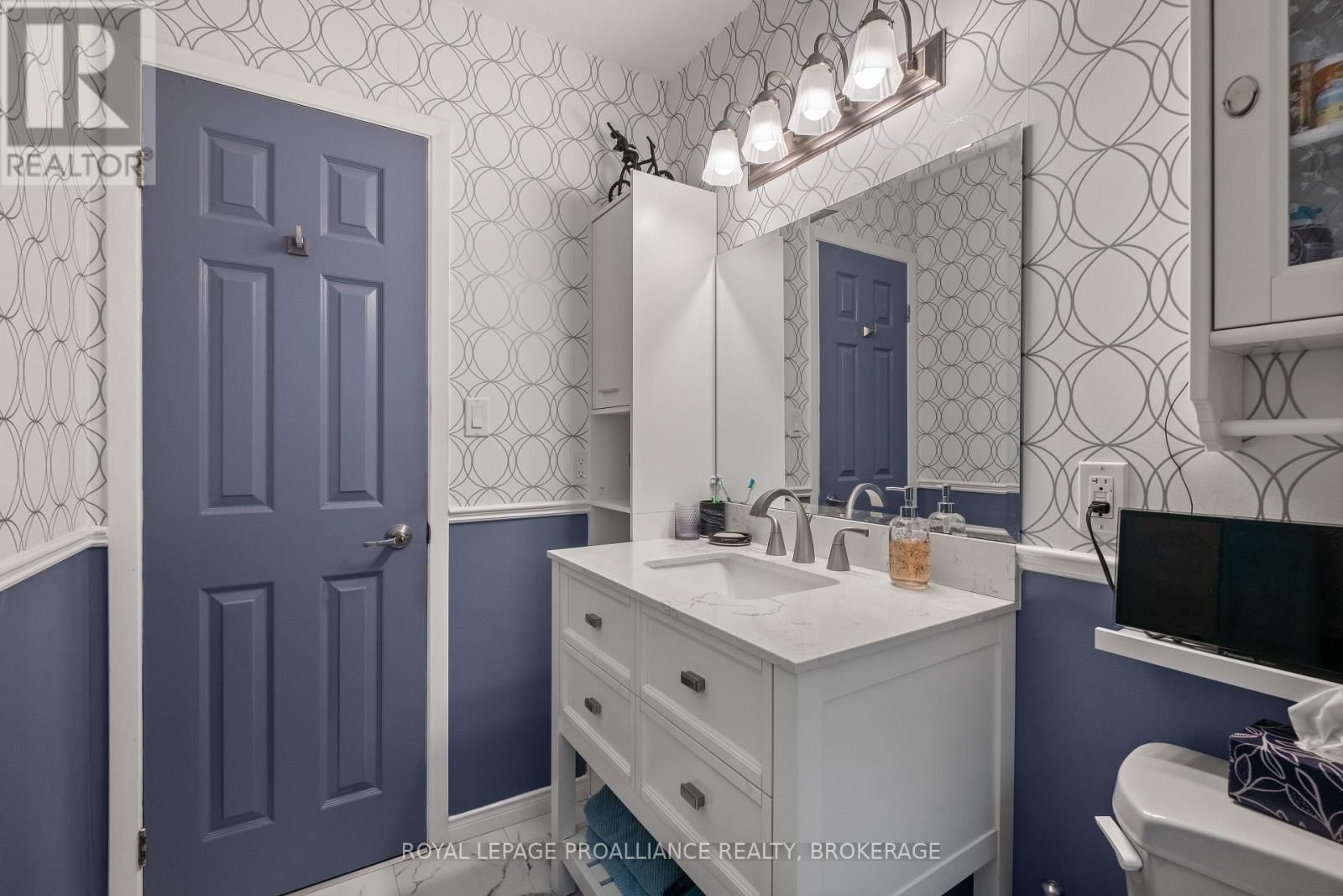 1020 LARK LANE Image 18