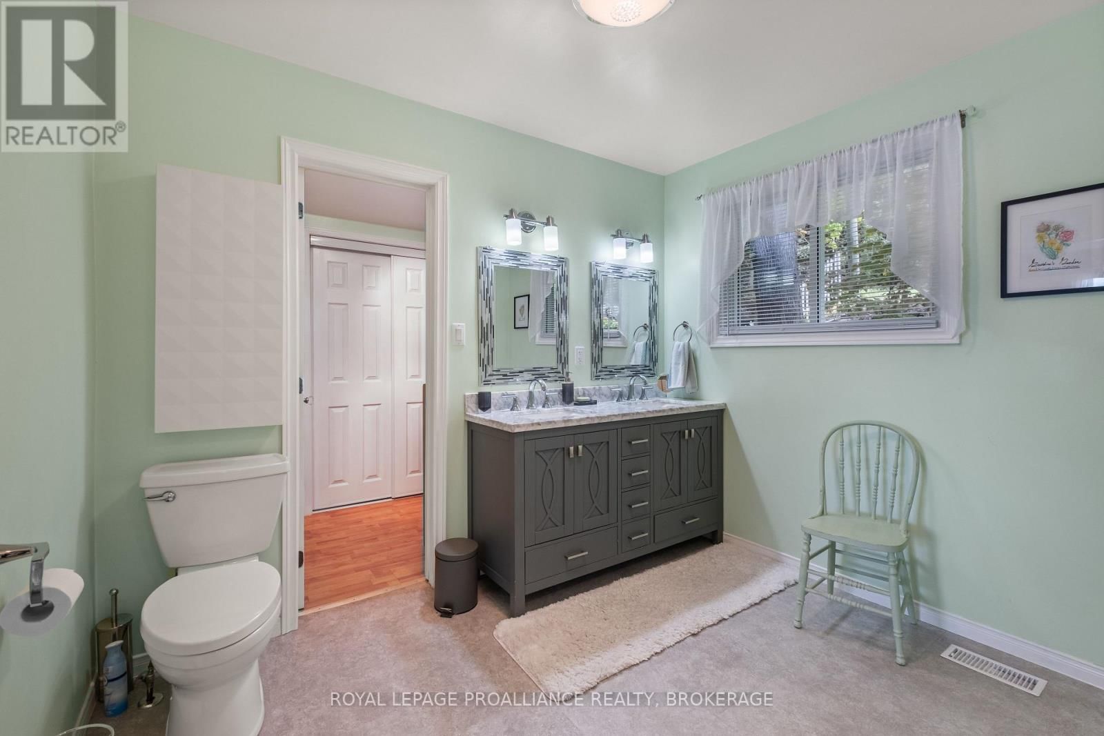 1020 LARK LANE Image 33