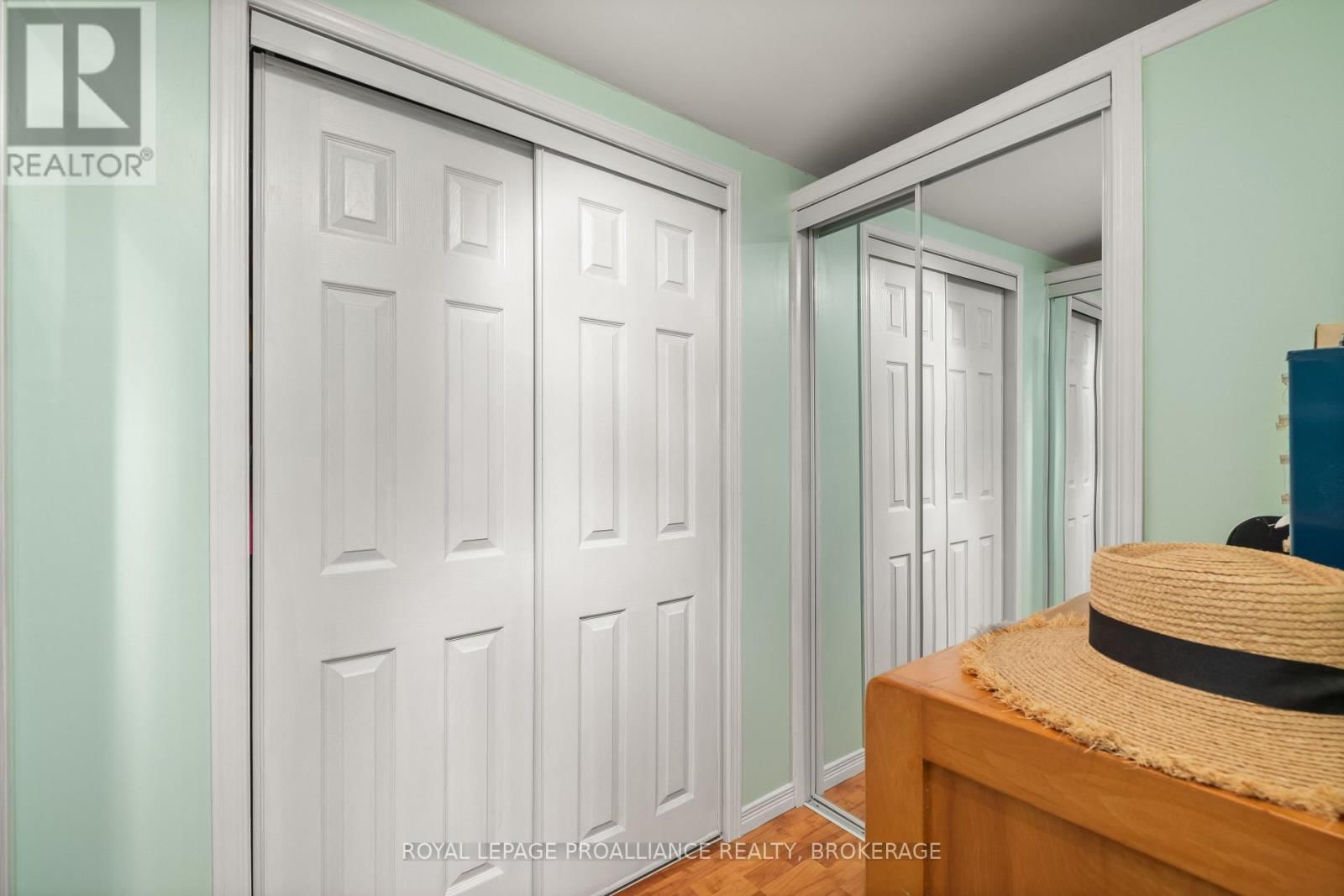 1020 LARK LANE Image 35