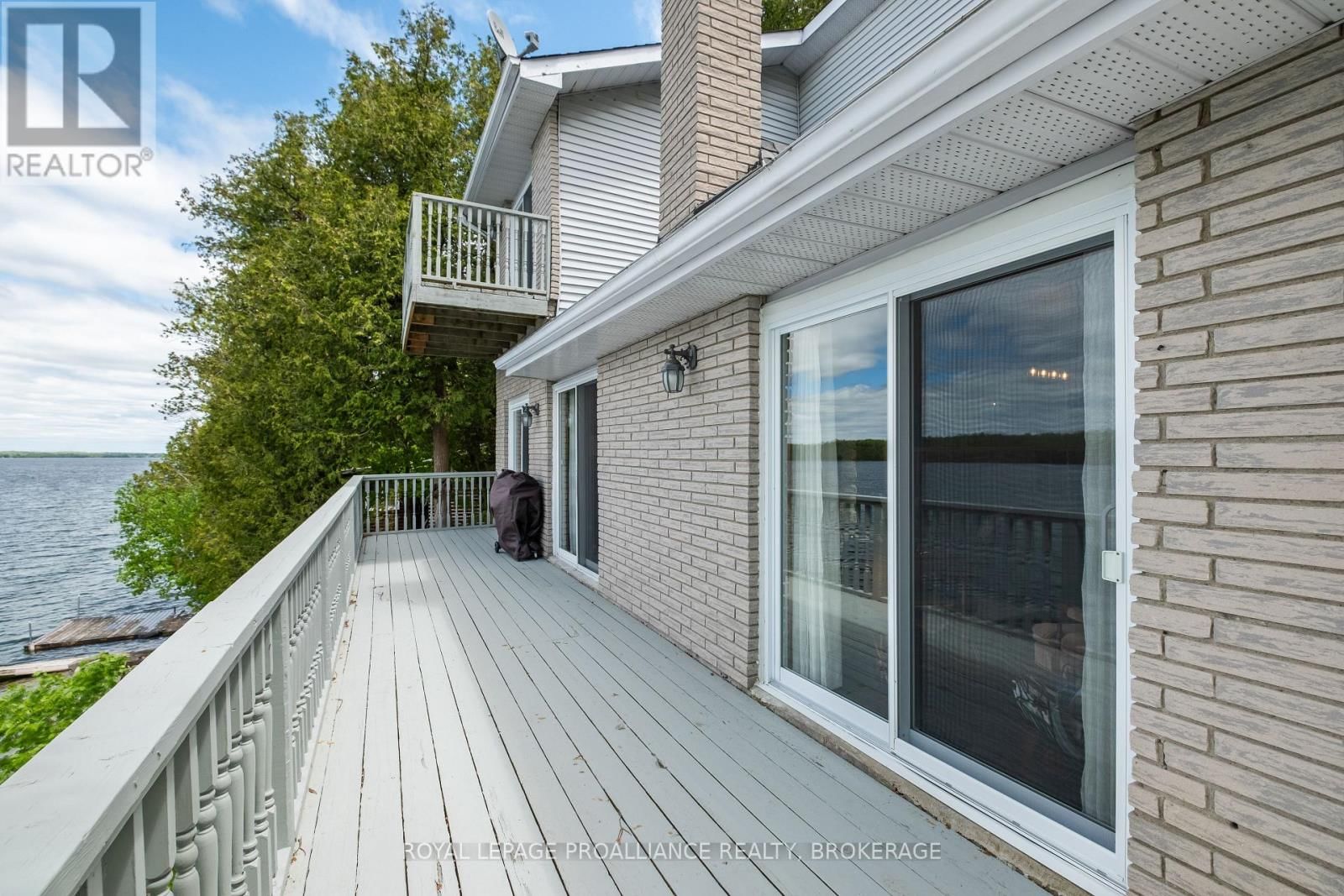 1020 LARK LANE Image 8