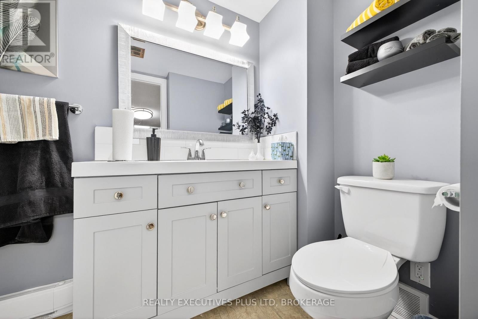 6465 WENDY DRIVE Image 30