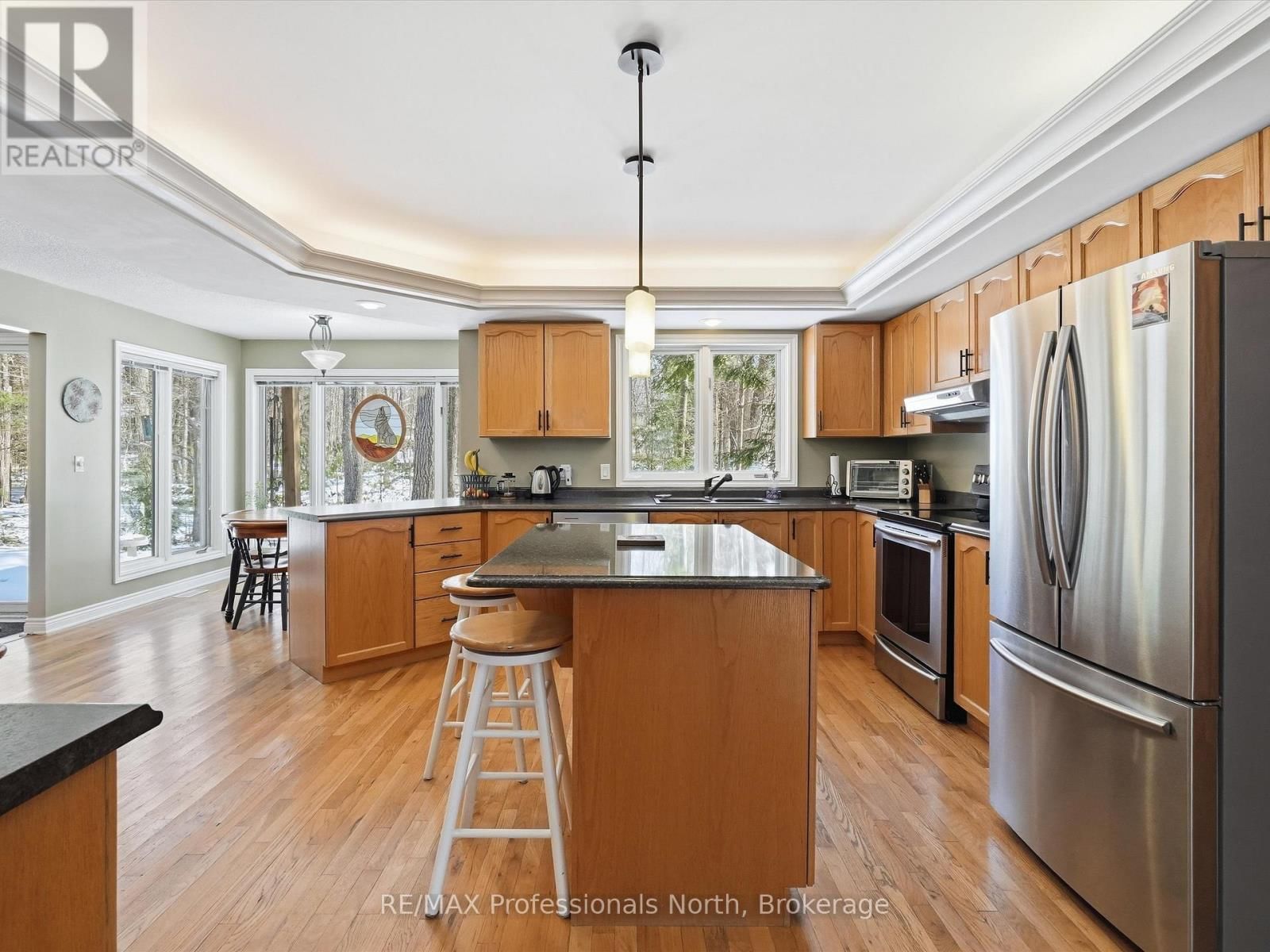 31 THE GRANITE BLUFF Image 13