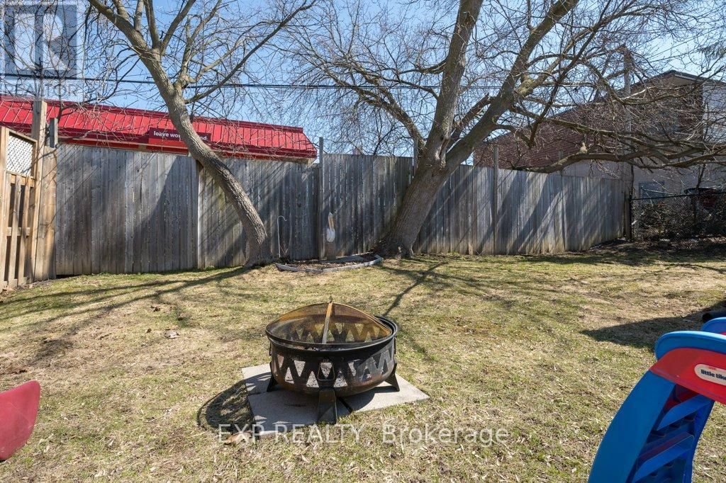 27 VALLEYVIEW CRESCENT Image 31