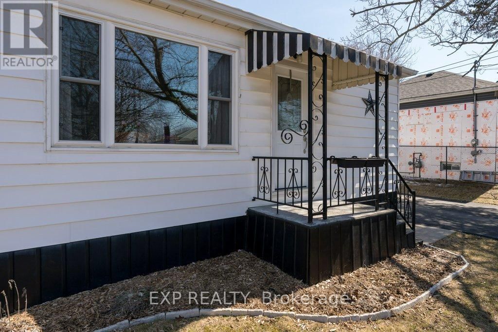 27 VALLEYVIEW CRESCENT Image 4