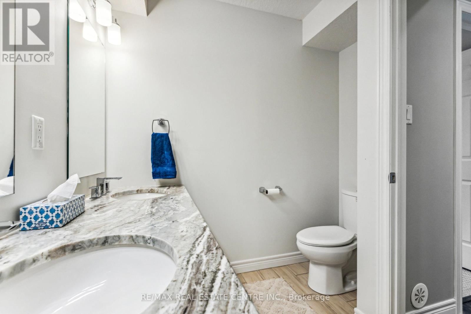 A1 - 70 WILLOWRUN DRIVE EAST Image 35