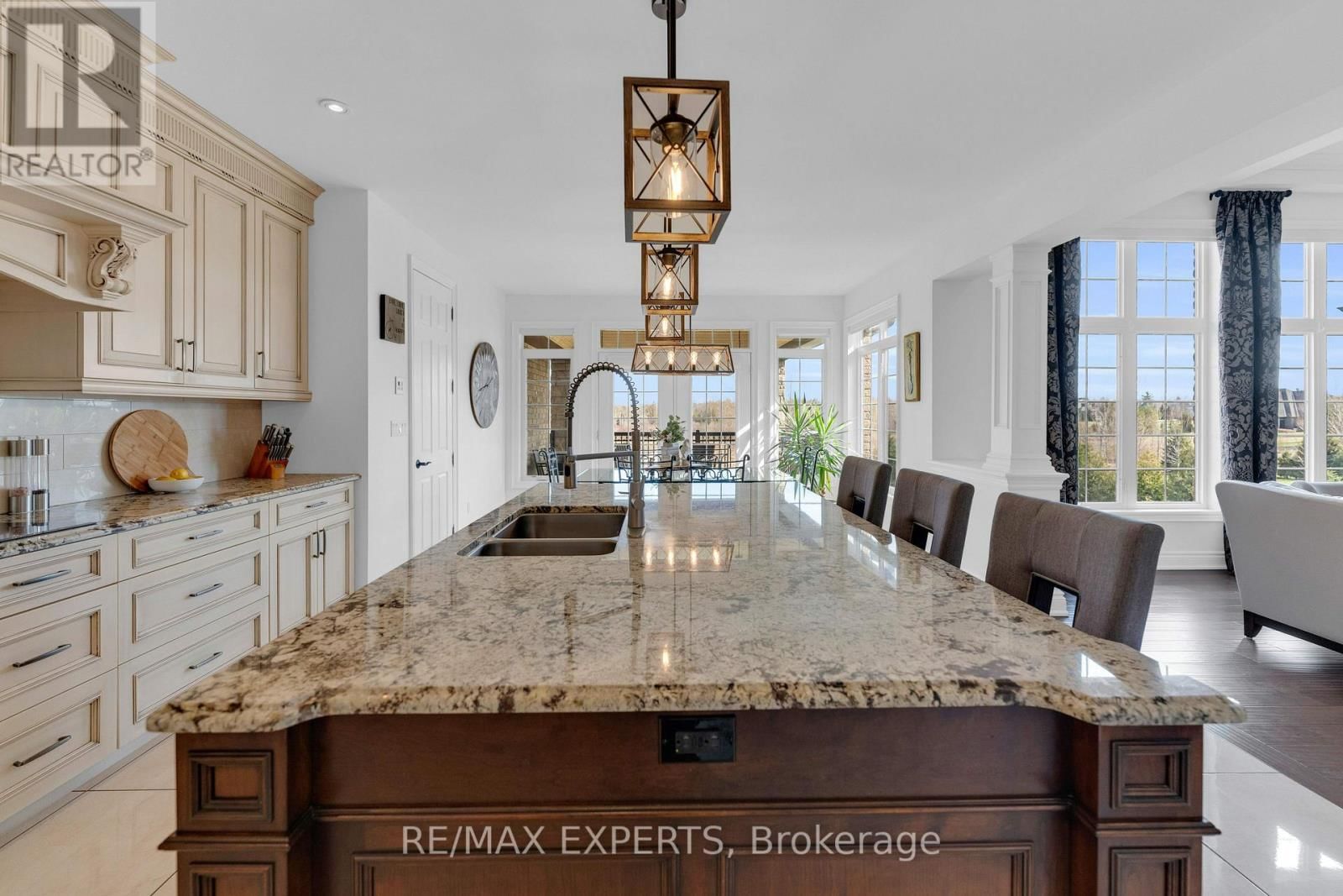 10 OLD RUBY LANE Image 21