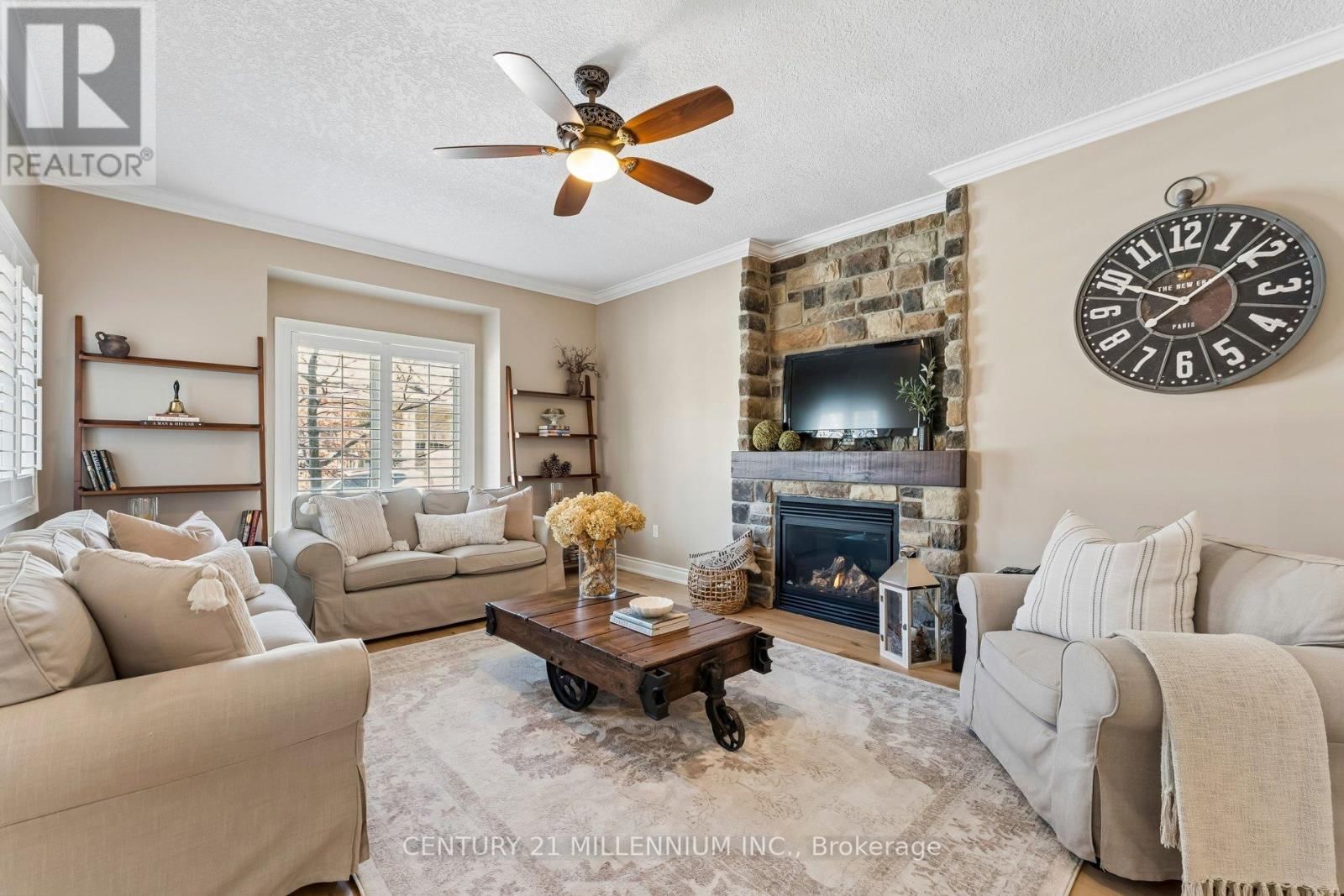 123 - 200 KINGFISHER DRIVE Image 6