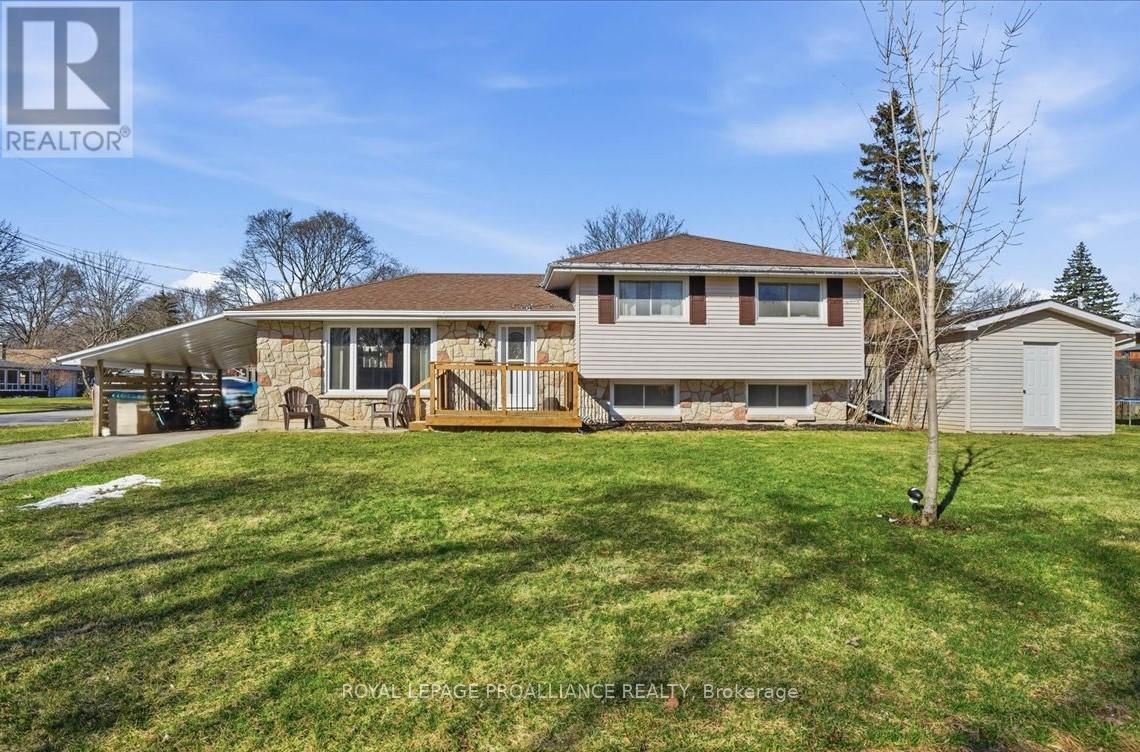 24 MELROSE CRESCENT Image 1