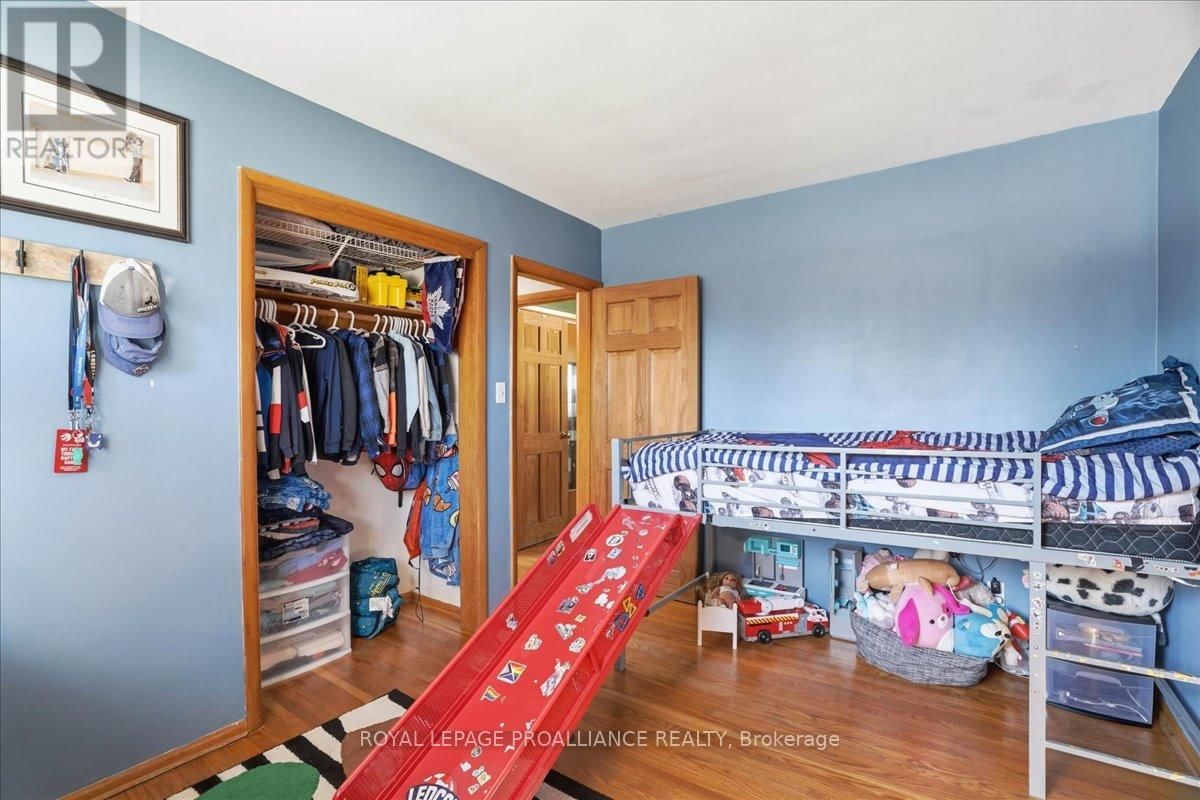 24 MELROSE CRESCENT Image 22