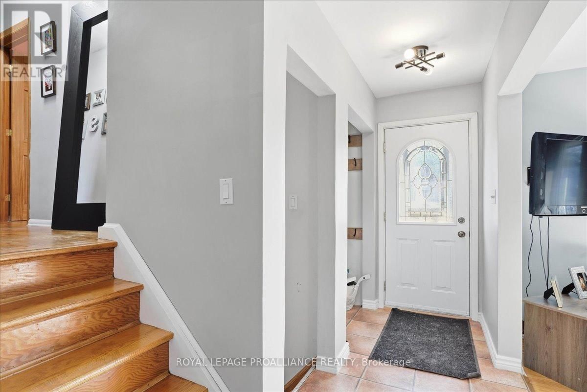 24 MELROSE CRESCENT Image 23