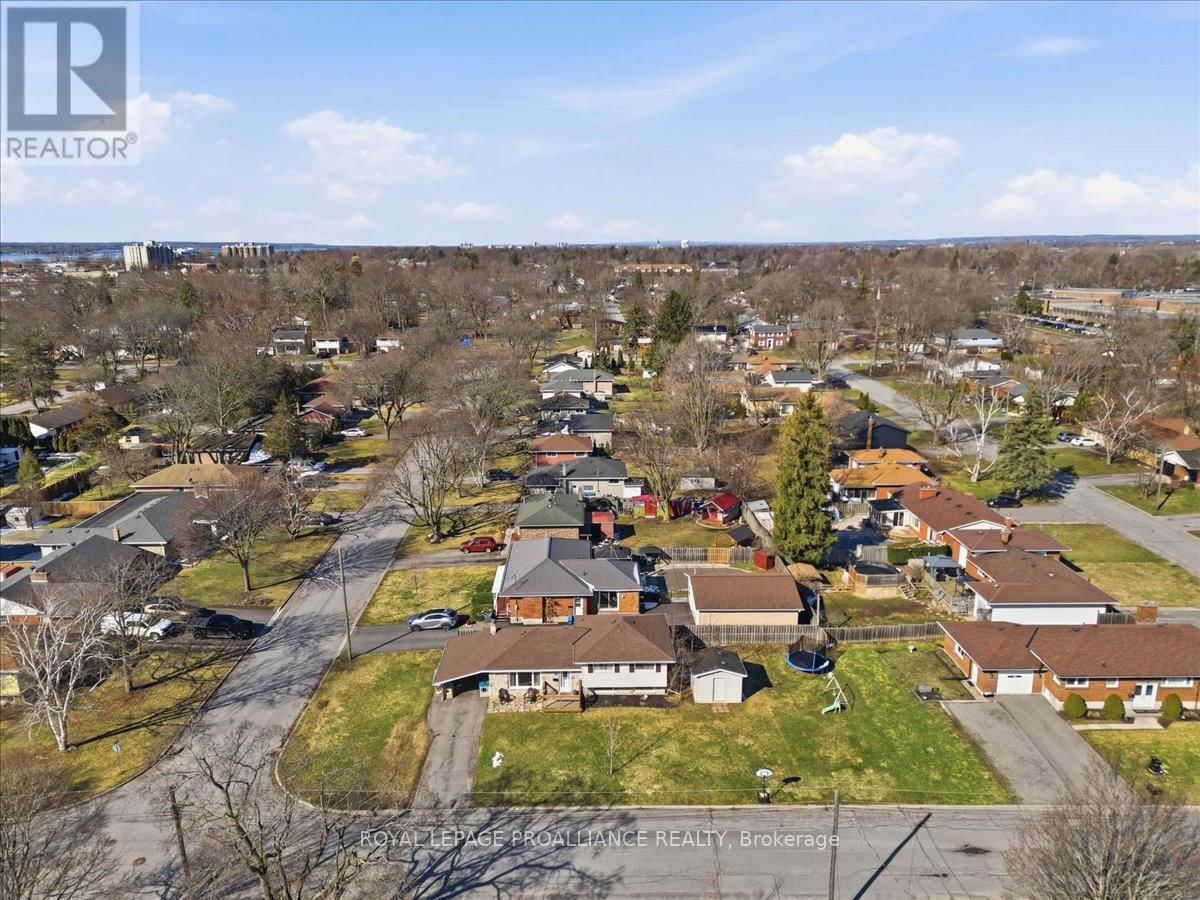 24 MELROSE CRESCENT Image 26