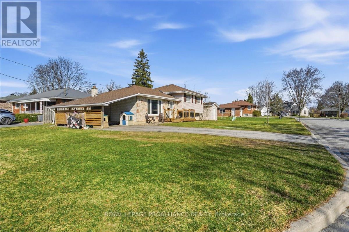 24 MELROSE CRESCENT Image 3