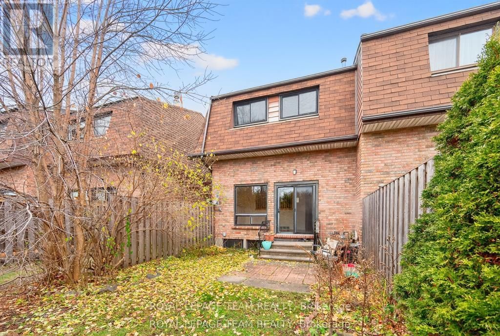 13 - 2 BERTONA STREET Image 34