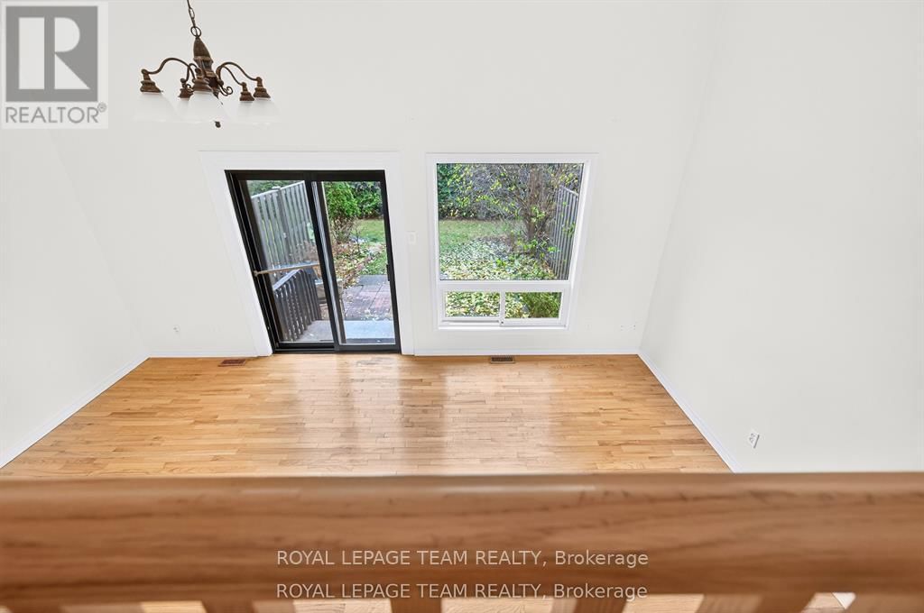 13 - 2 BERTONA STREET Image 7