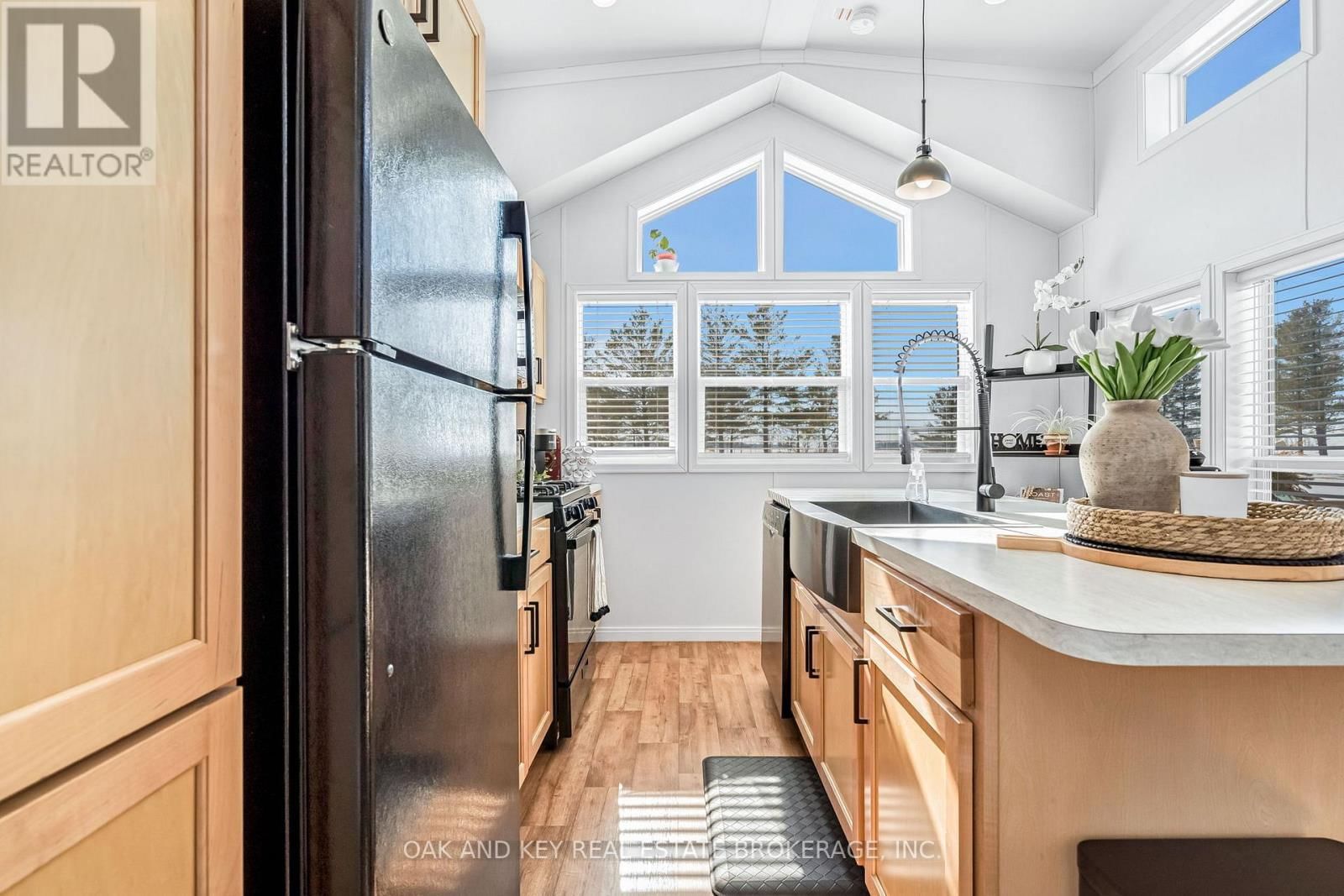 203 - 4838 SWITZER DRIVE Image 14