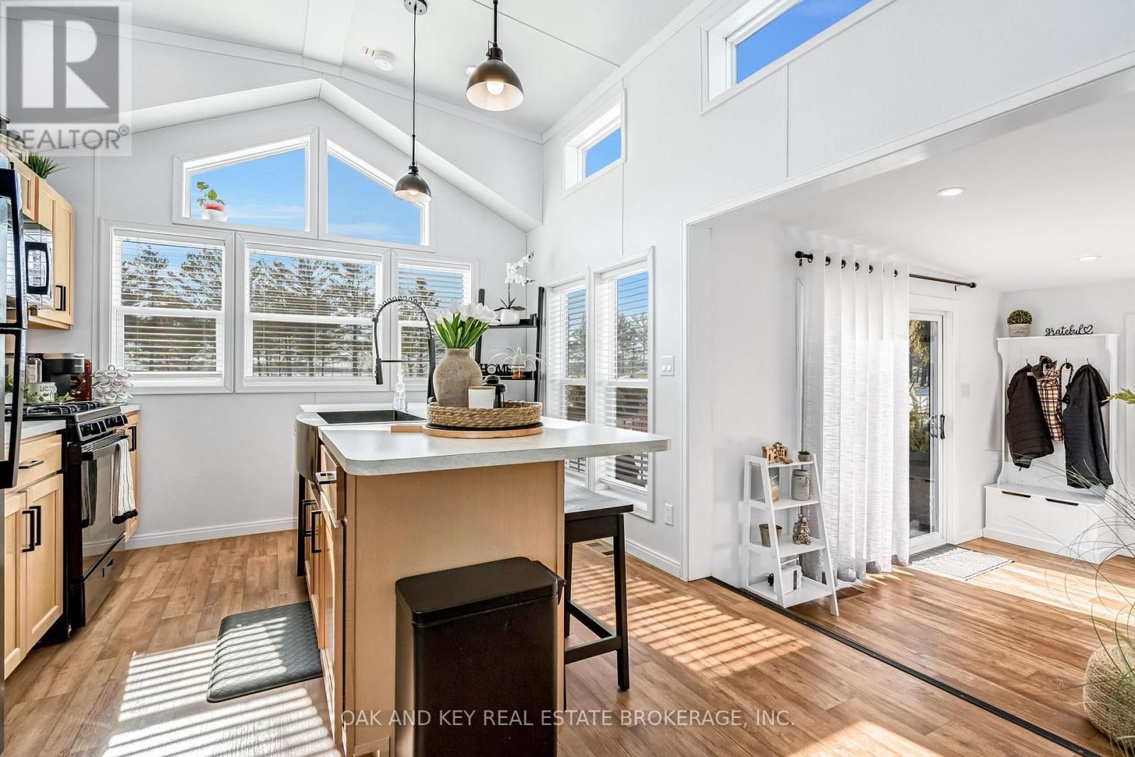 203 - 4838 SWITZER DRIVE Image 15