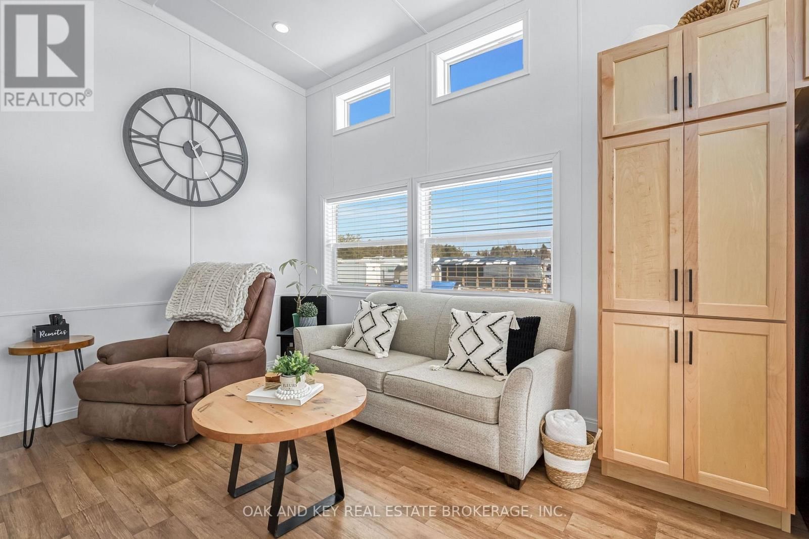 203 - 4838 SWITZER DRIVE Image 20