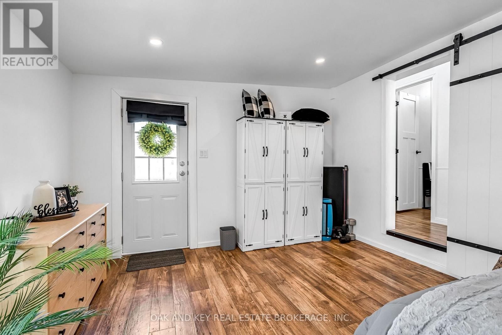 203 - 4838 SWITZER DRIVE Image 29