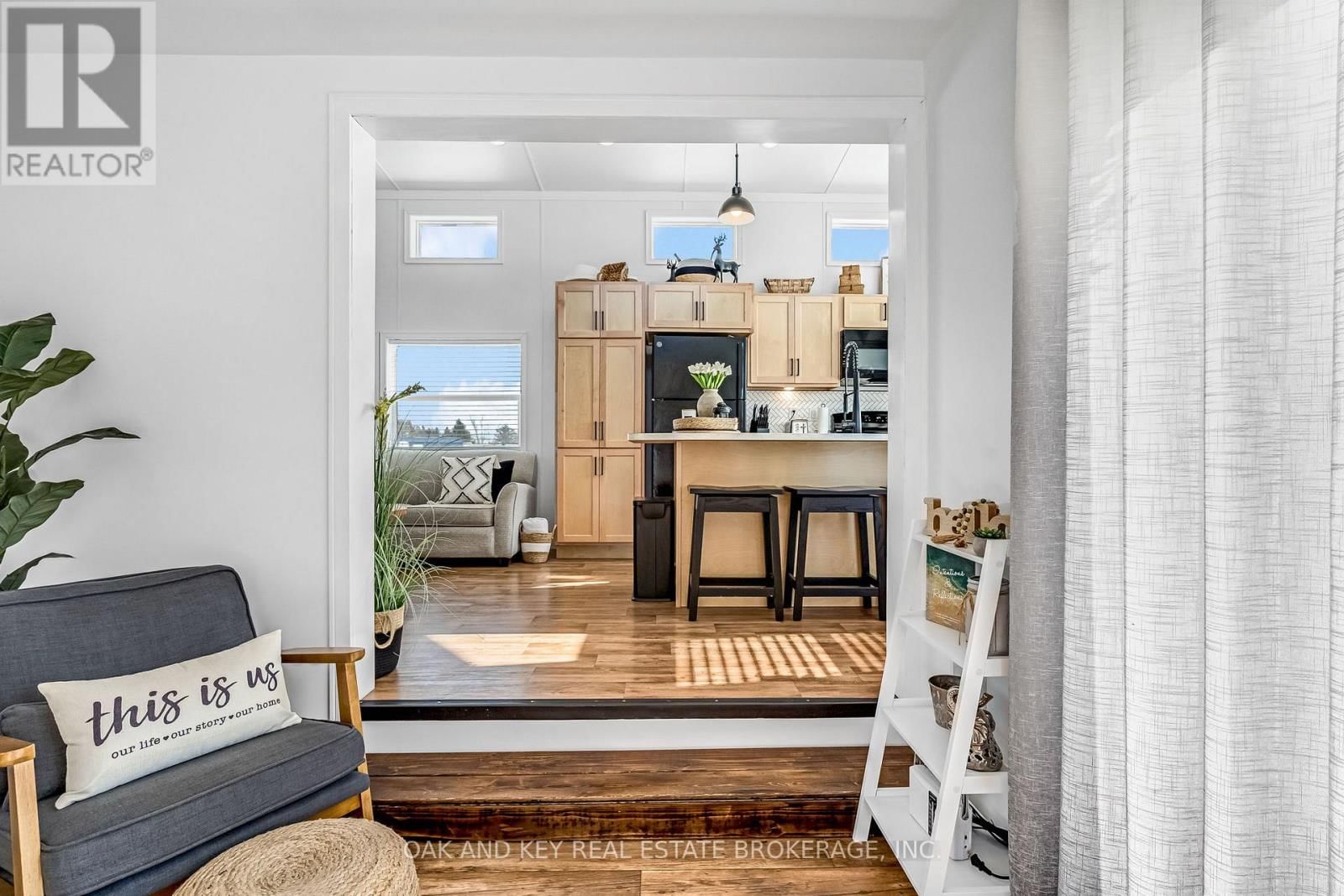 203 - 4838 SWITZER DRIVE Image 8