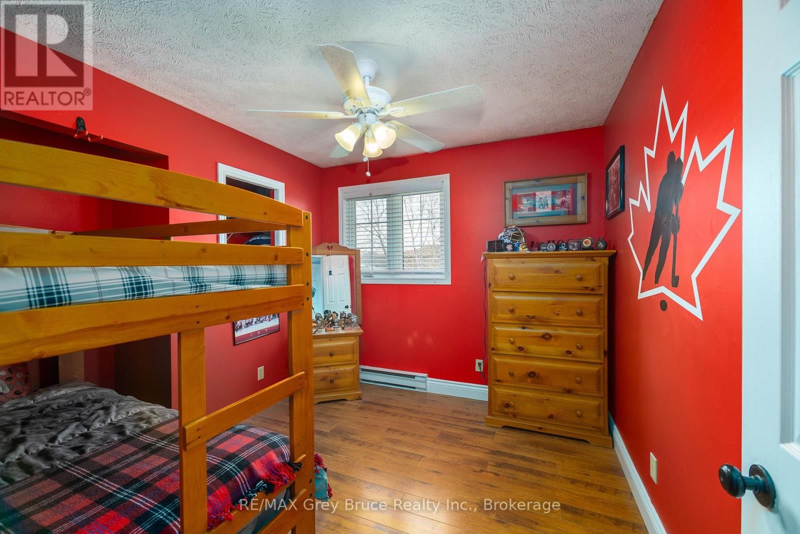 461 8TH 'A' AVENUE EAST Image 21