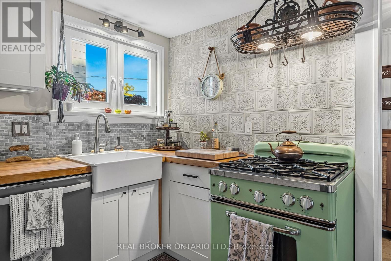 24 ROBINSON STREET SOUTH Image 13