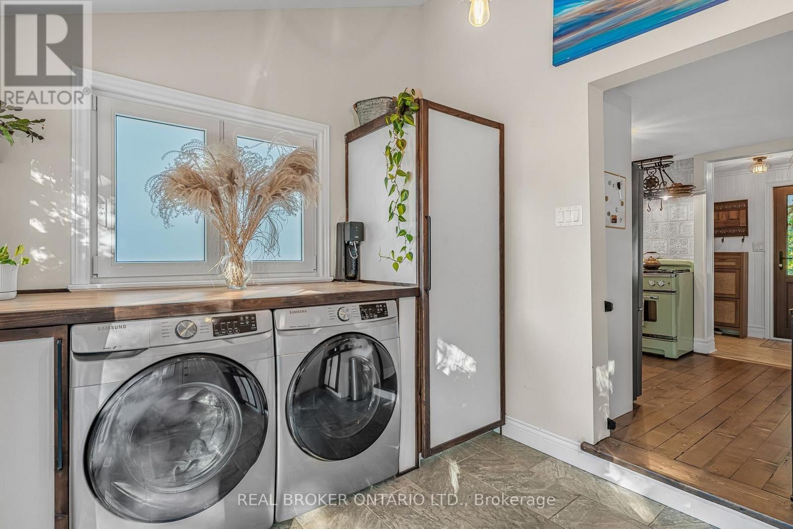 24 ROBINSON STREET SOUTH Image 15