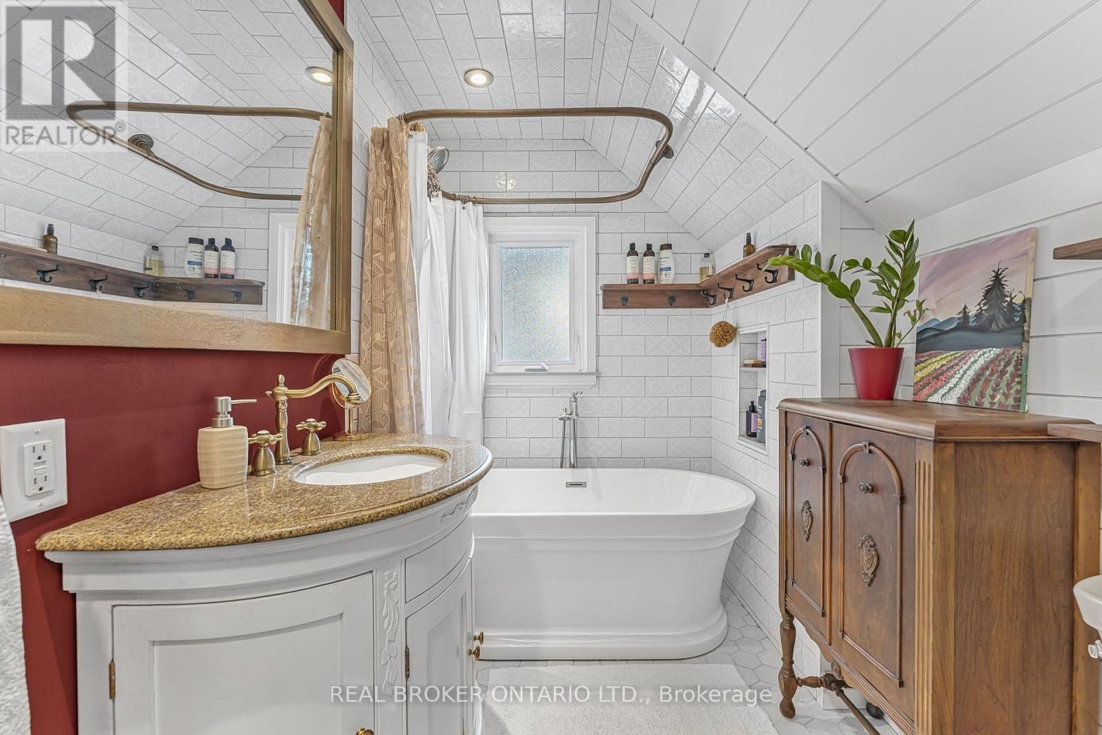 24 ROBINSON STREET SOUTH Image 30