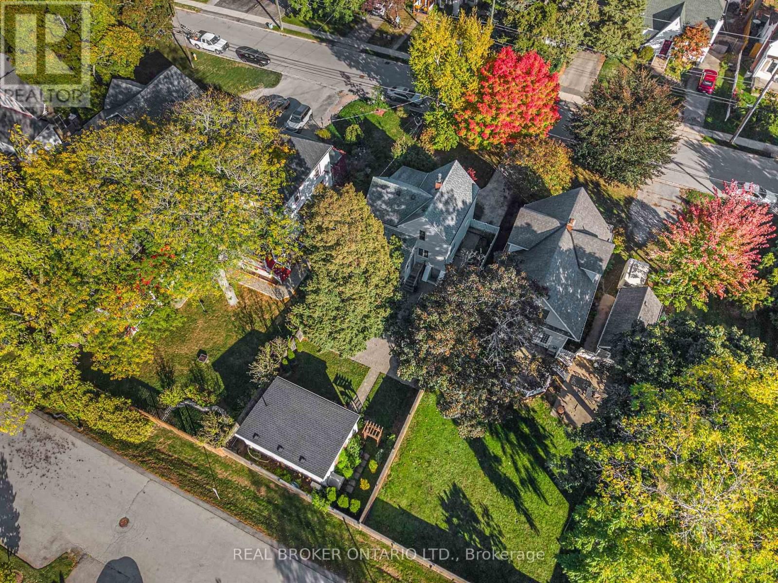 24 ROBINSON STREET SOUTH Image 46