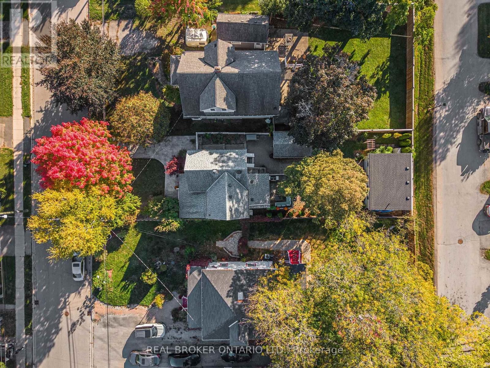 24 ROBINSON STREET SOUTH Image 47