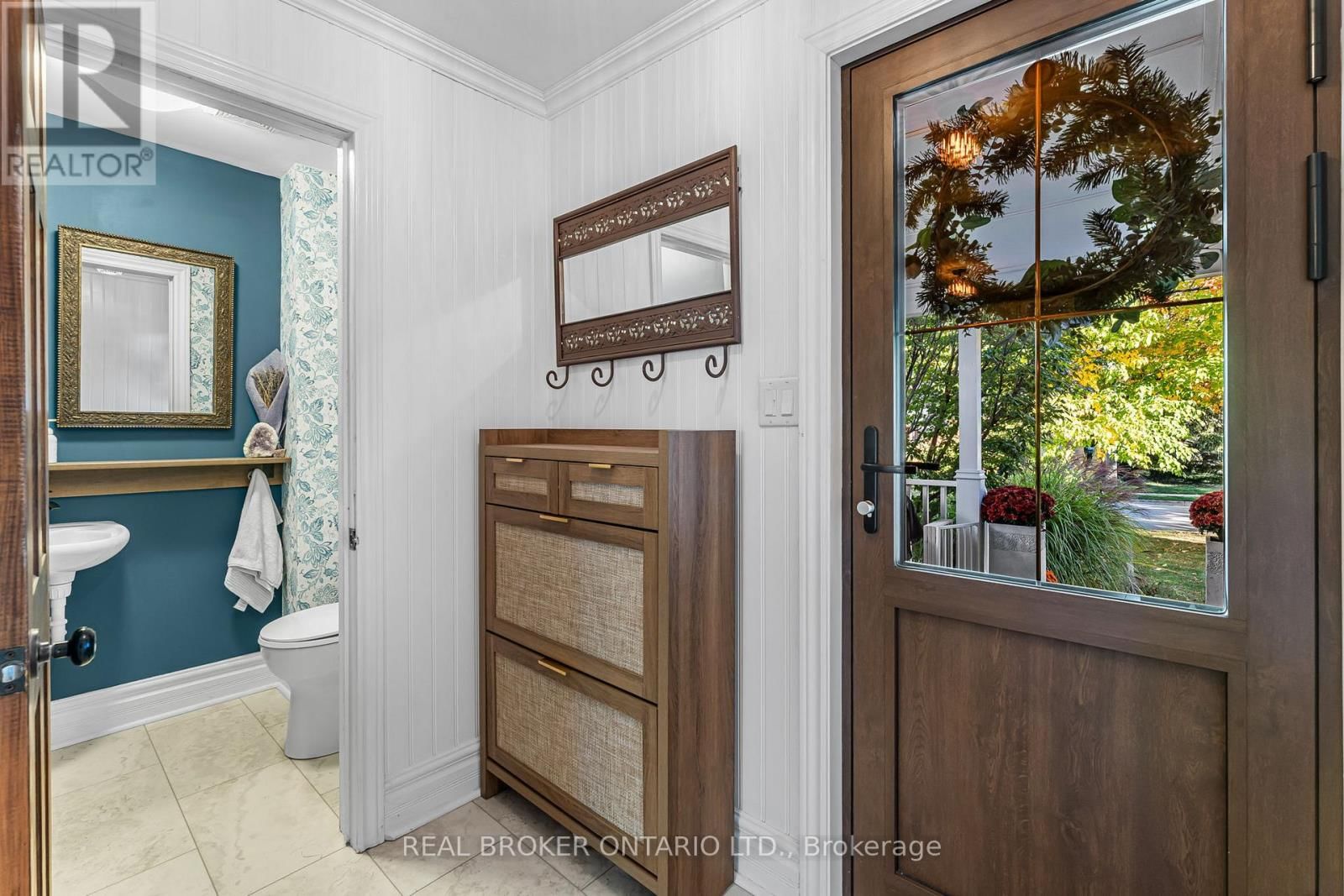 24 ROBINSON STREET SOUTH Image 9